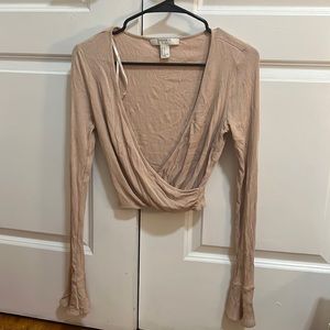 Forever 21 mauve long sleeve cropped top.